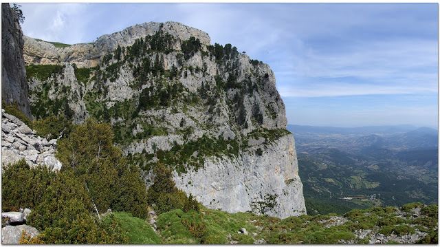 2014-6-28. Peña montañesa Mendi aundien lehioa (2290m) Faixa del toro